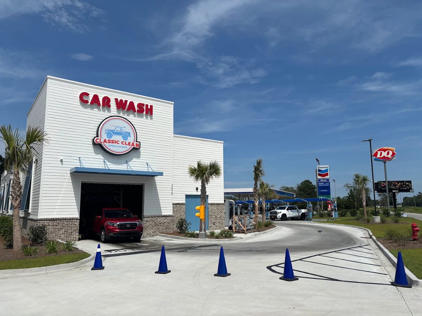 The US-17 store front, tunnel entrance under the Classic Clean sign
